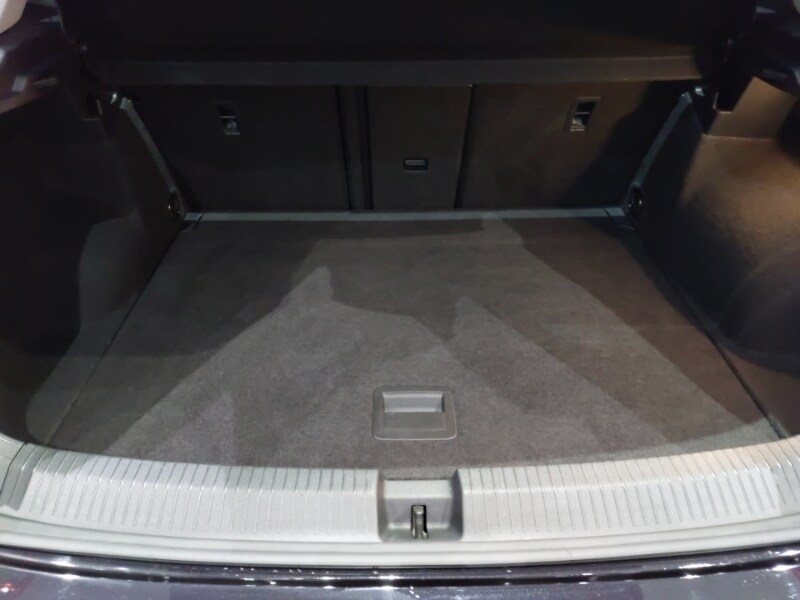 Used Volkswagen T-Roc 2019 for sale - 77544375: Photo 8