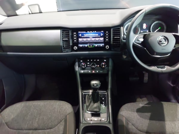Used Skoda Kodiaq 2021 for sale - 76249840: Photo 2
