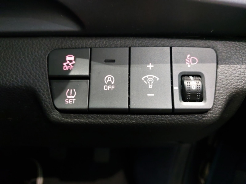 Used Kia Stonic 2022 for sale - 77206109: Photo 16