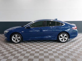 Used Vauxhall Insignia 2018 for sale - 78387895: Photo