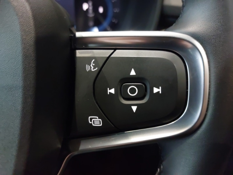 Used Volvo XC40 2024 for sale - 76951949: Photo 15