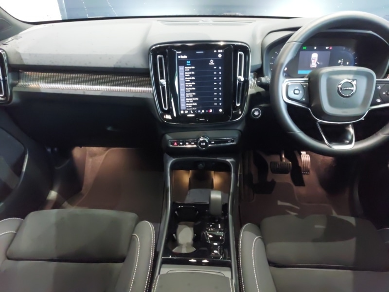 Used Volvo XC40 2024 for sale - 76951949: Photo 2