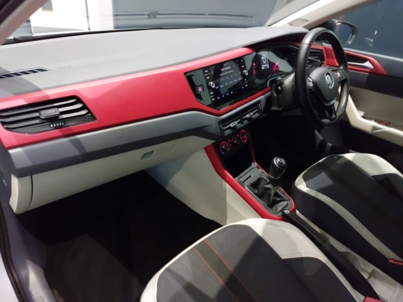 Used Volkswagen Polo 2018 for sale - 76502411: Photo 5