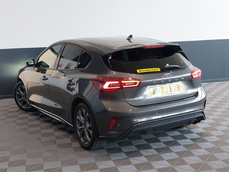 Used Ford Focus 2023 for sale - 76907109: Photo 3