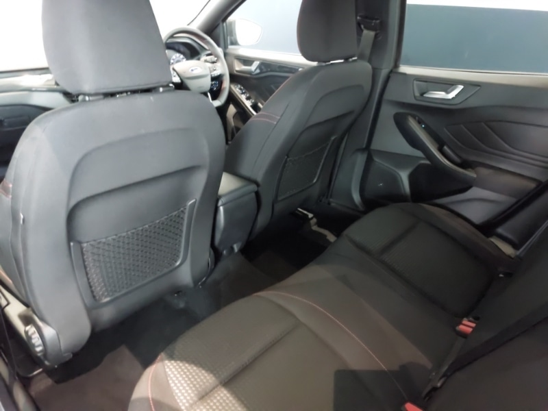 Used Ford Focus 2023 for sale - 76907109: Photo 6