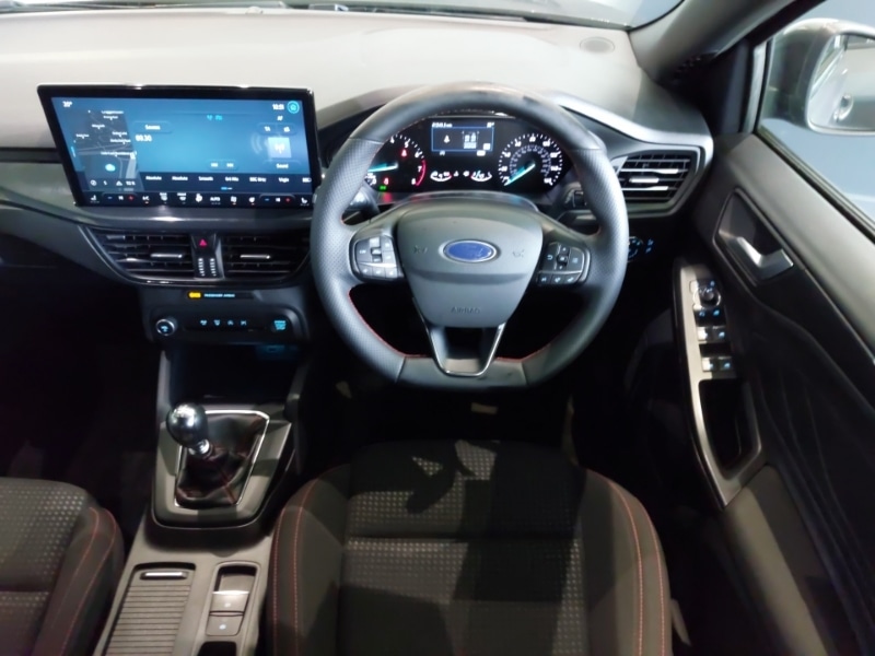 Used Ford Focus 2023 for sale - 76907109: Photo 7