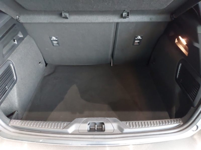 Used Ford Focus 2023 for sale - 76907109: Photo 8