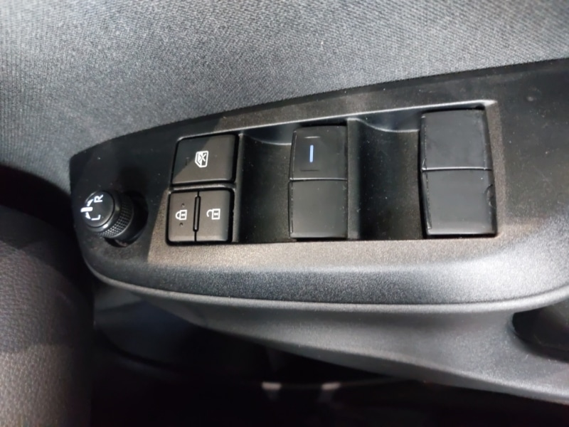 Used Toyota Yaris Cross 2022 for sale - 77623853: Photo 19