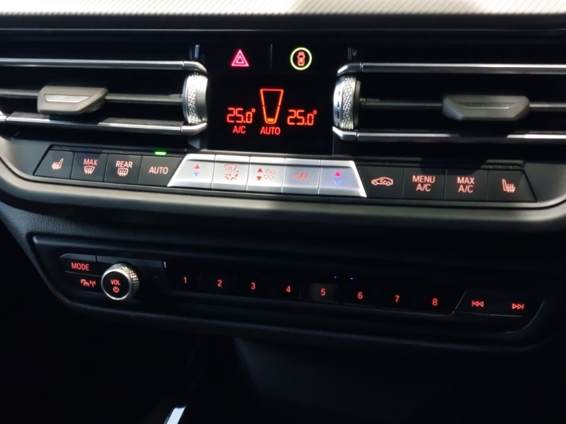 Used BMW 1 Series 2024 for sale - 77265638: Photo 17