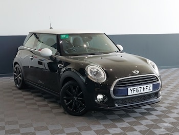 Used MINI Hatch 2017 for sale - 79481017: Photo