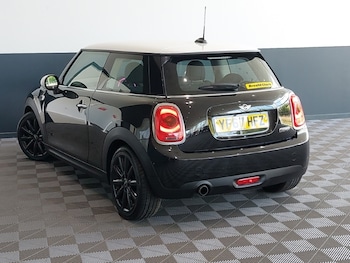 Used MINI Hatch 2017 for sale - 79481017: Photo