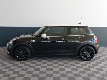 Used MINI Hatch 2017 for sale - 79481017: Photo