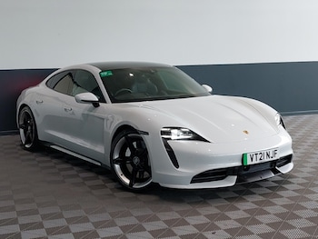 Used Porsche Taycan 2021 for sale - 79074520: Photo