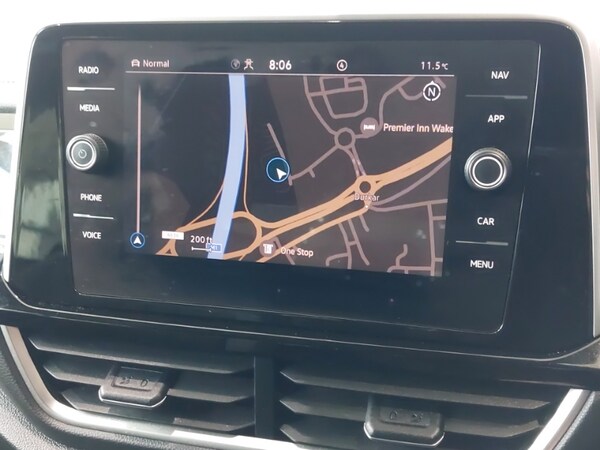 Used Volkswagen T-Roc 2022 for sale - 74377132: Photo 16