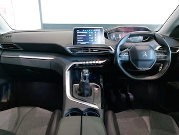 Used Peugeot 3008 2018 for sale - 76629260: Photo