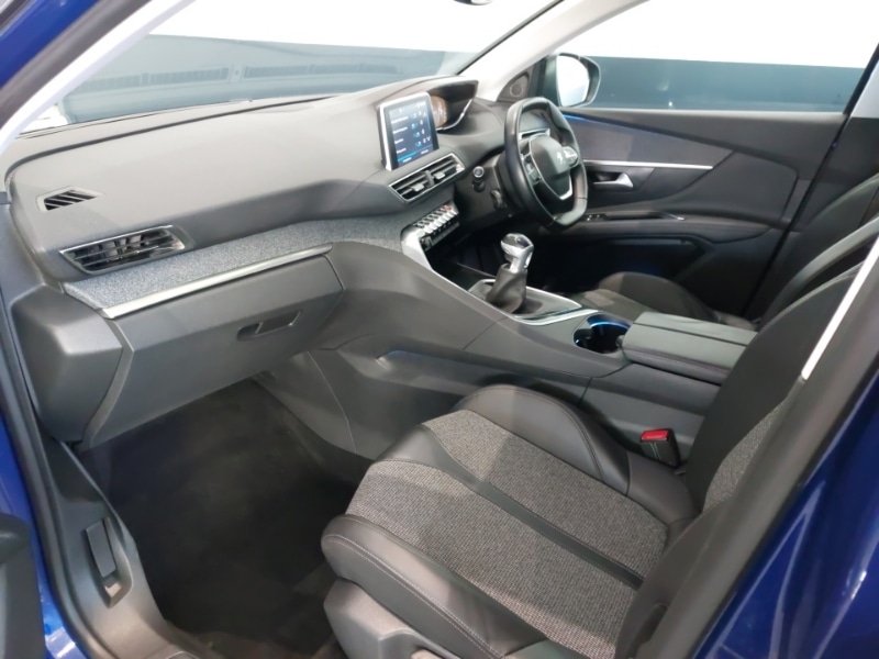 Used Peugeot 3008 2018 for sale - 76629260: Photo 5