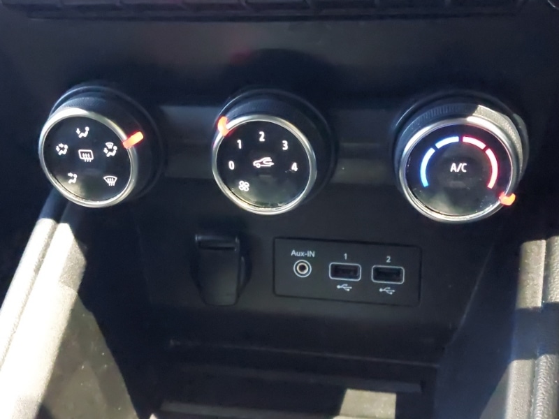 Used Renault Clio 2020 for sale - 77433216: Photo 17