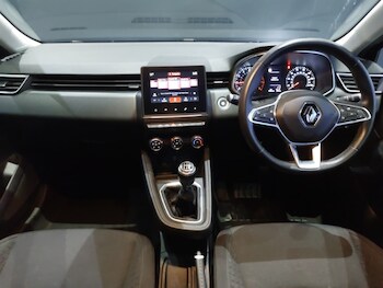 Used Renault Clio 2020 for sale - 77433216: Photo