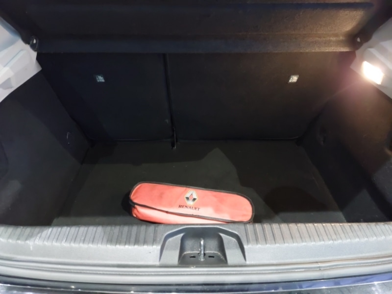 Used Renault Clio 2020 for sale - 77433216: Photo 8