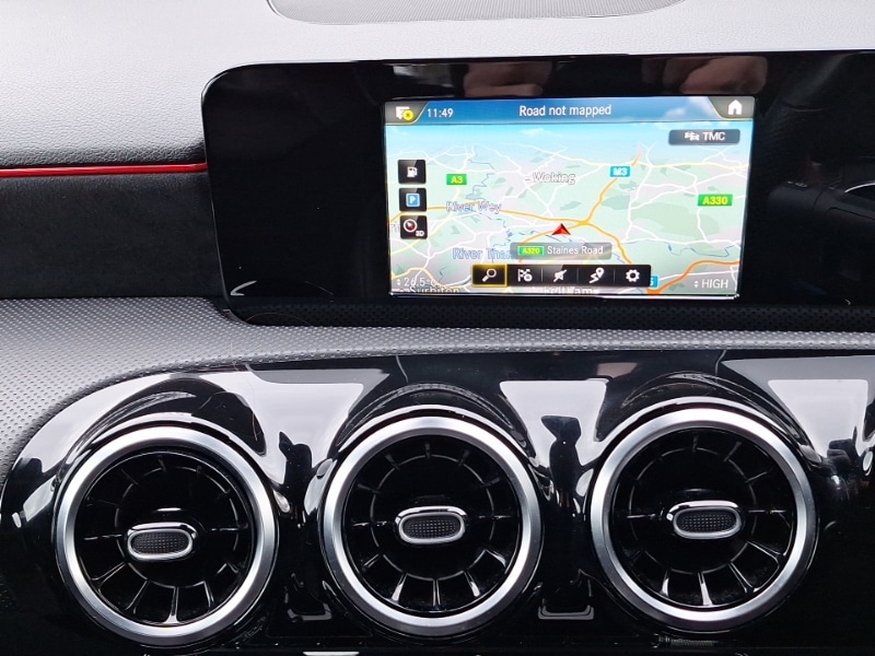 Used Mercedes-Benz A-Class 2019 for sale - 76911732: Photo 10