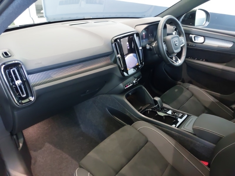Used Volvo XC40 2025 for sale - 76121124: Photo 5