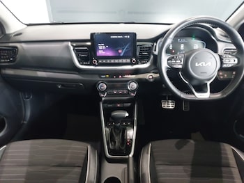 Used Kia Stonic 2024 for sale - 79510704: Photo