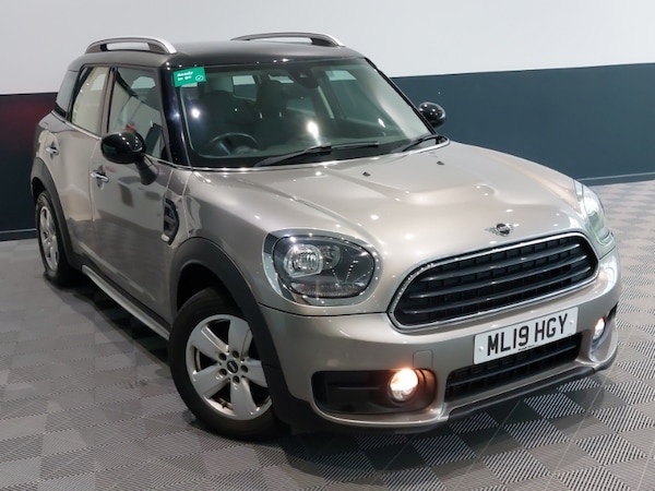 Used MINI Cooper 2019 for sale - 76264929: Photo 1