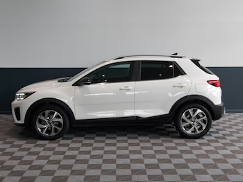 Used Kia Stonic 2023 for sale - 78441432: Photo