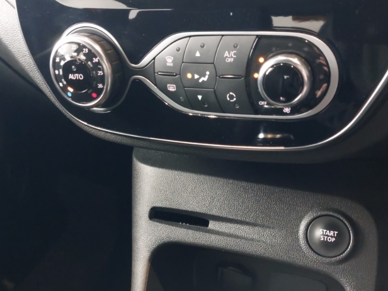 Used Renault Captur 2018 for sale - 77717033: Photo 17