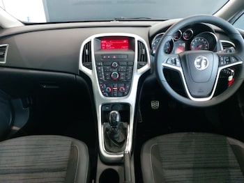 Used Vauxhall Astra 2015 for sale - 79164750: Photo