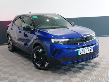 2025 - 115kW Ultimate 54kWh 5dr Auto