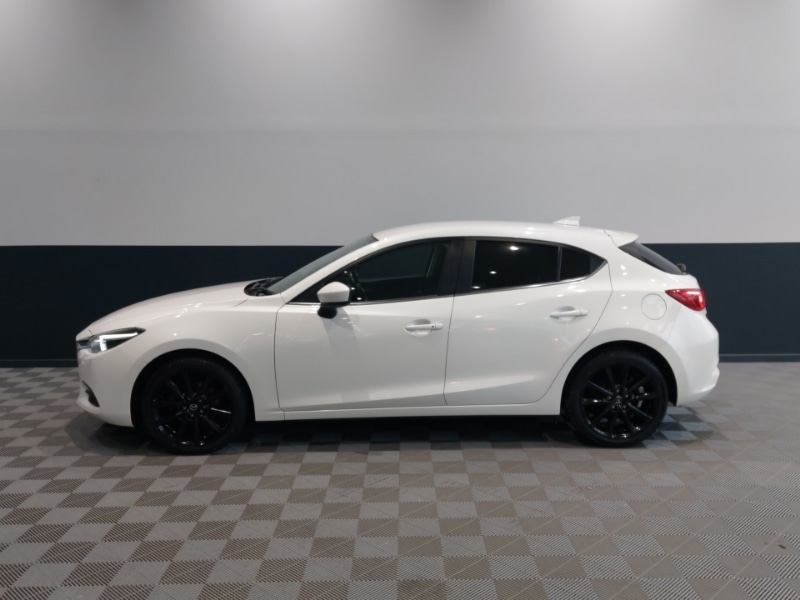 Used Mazda Mazda3 2017 for sale - 77424217: Photo 4