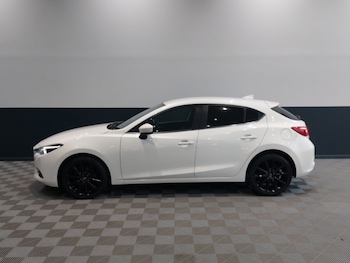 Used Mazda Mazda3 2017 for sale - 77424217: Photo