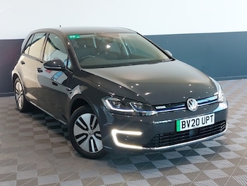 Volkswagen - Golf