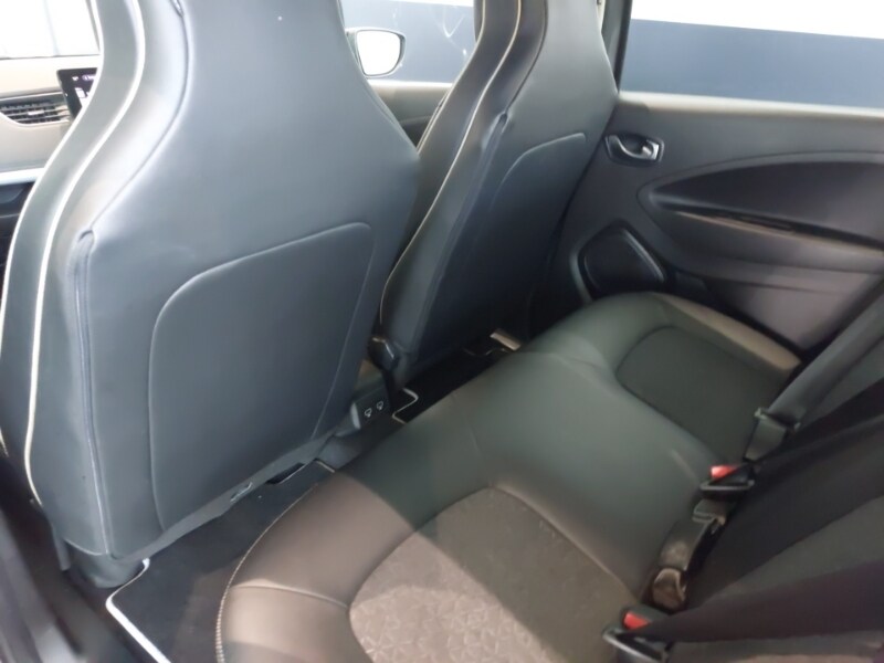 Used Renault Zoe 2023 for sale - 77932995: Photo 6