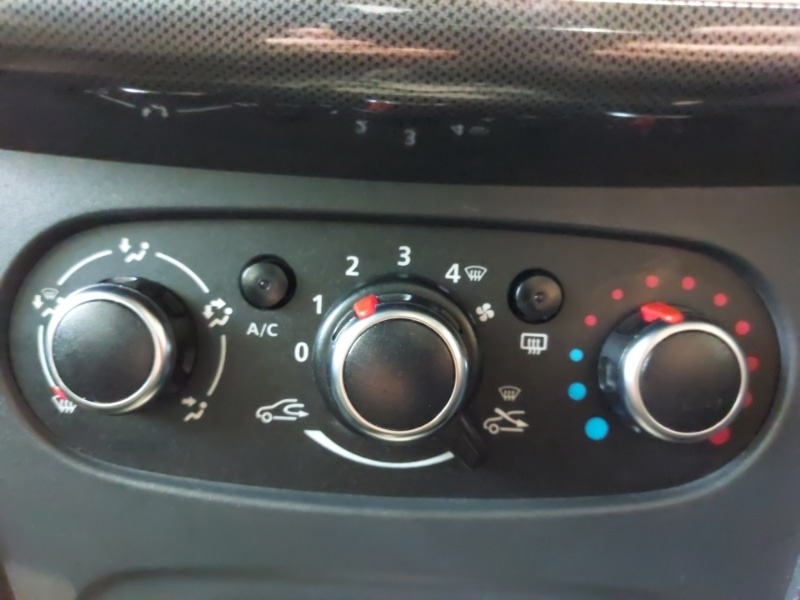 Used Dacia Sandero Stepway 2019 for sale - 77024791: Photo 13