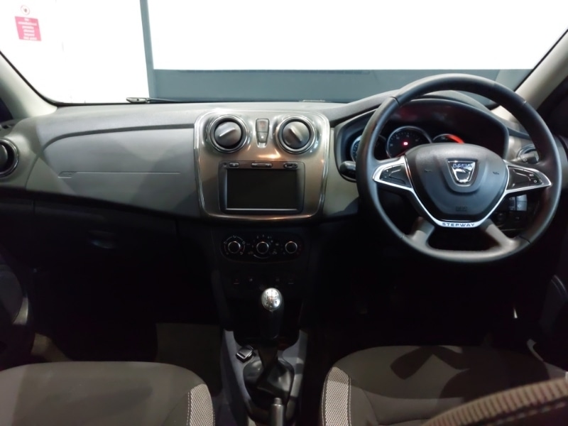 Used Dacia Sandero Stepway 2019 for sale - 77024791: Photo 2