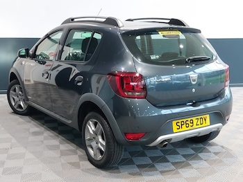 Used Dacia Sandero Stepway 2019 for sale - 77024791: Photo
