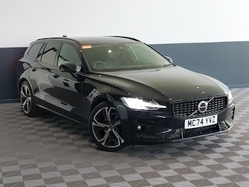 Used Volvo V60 2025 for sale - 78848692: Photo