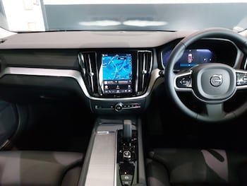 Used Volvo V60 2025 for sale - 78848692: Photo