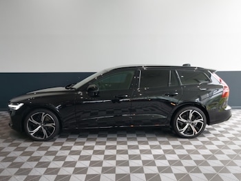 Used Volvo V60 2025 for sale - 78848692: Photo
