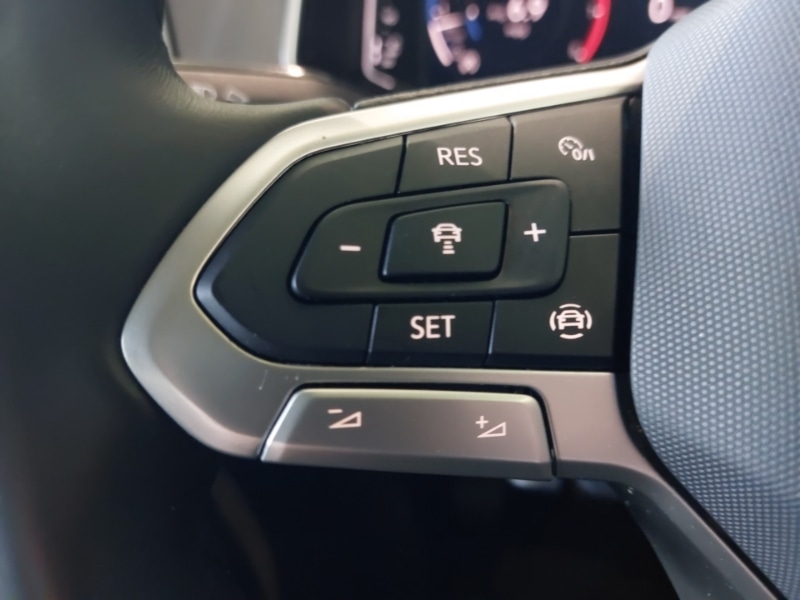 Used Volkswagen T-Roc 2023 for sale - 77731771: Photo 14