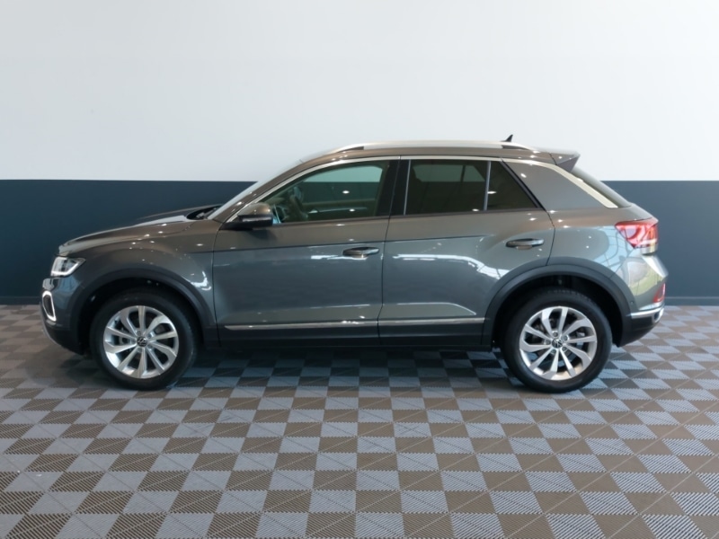 Used Volkswagen T-Roc 2023 for sale - 77731771: Photo 4