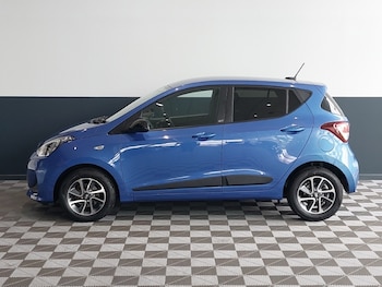 Used Hyundai i10 2018 for sale - 79562011: Photo