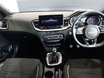 Used Kia Ceed 2022 for sale - 78610414: Photo