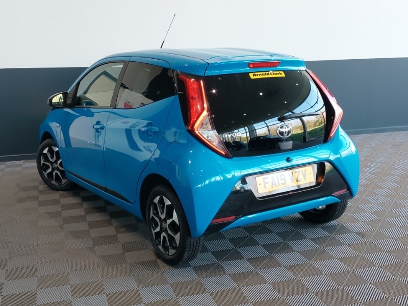 Used Toyota AYGO 2019 for sale - 77932977: Photo 3