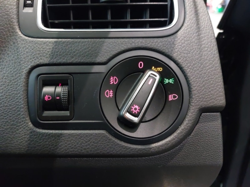 Used Volkswagen Polo 2017 for sale - 76827243: Photo 18