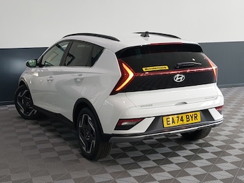 Used Hyundai BAYON 2024 for sale - 76397423: Photo