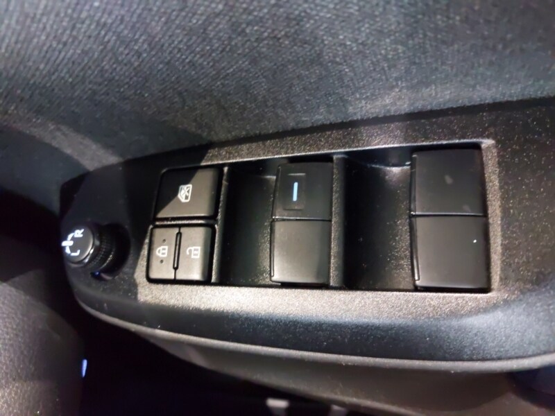 Used Toyota Yaris Cross 2022 for sale - 78093909: Photo 19