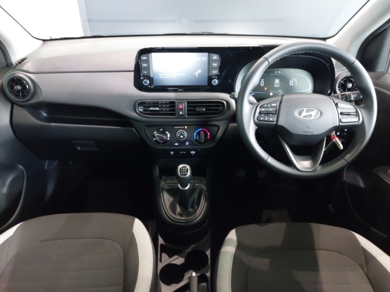 Used Hyundai i10 2024 for sale - 76365311: Photo 2